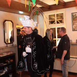 Carnavalsstichting De Kei 23-11-2024 Foto’s rondbrengen Horeca