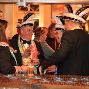 Carnavalsstichting De Kei 23-11-2024 Foto’s rondbrengen Horeca