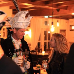 Carnavalsstichting De Kei 23-11-2024 Foto’s rondbrengen Horeca