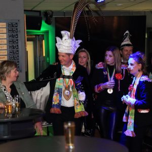 Carnavalsstichting De Kei 23-11-2024 Foto’s rondbrengen Horeca